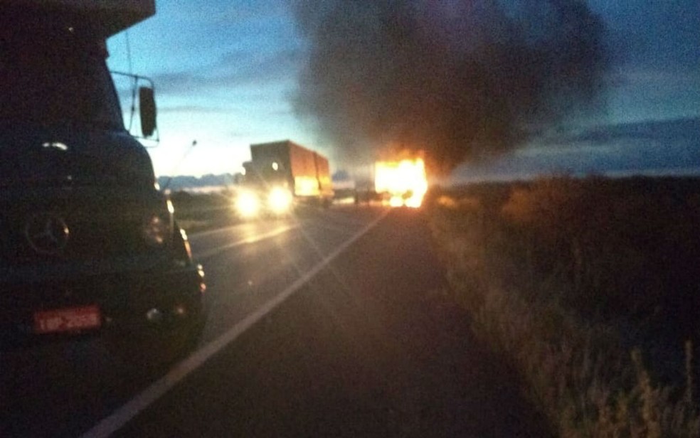 Bandidos assaltam e explodem carro-forte no norte da Bahia; homem Ã© morto durante aÃ§Ã£o â?? Foto: Arquivo pessoal