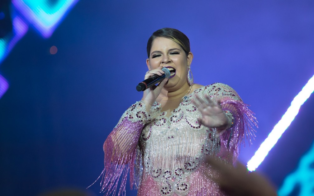 Marília Mendonça faz show em Poços de Caldas (MG) — Foto: Mateus Rigola/G1