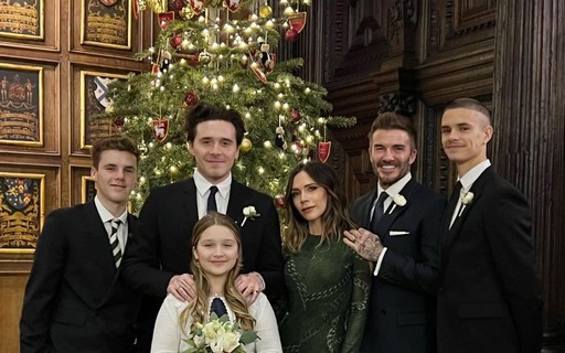 Victoria e David Beckham encantam com novo clique em família: 'Beijos ...
