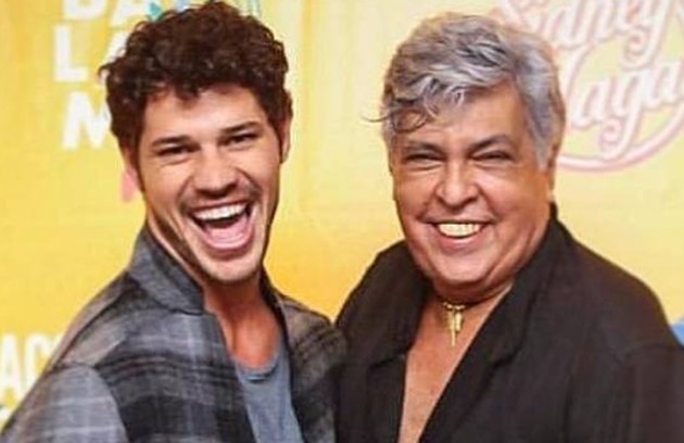 José Loreto vai viver Sidney Magal no longa sobre a vida do cantor, chamado 'O meu sangue ferve por você'. As filmagens acabaram adiadas por conta da pandemia, mas o ator vem fazendo aulas de dança para se preparar (Foto: Reprodução)