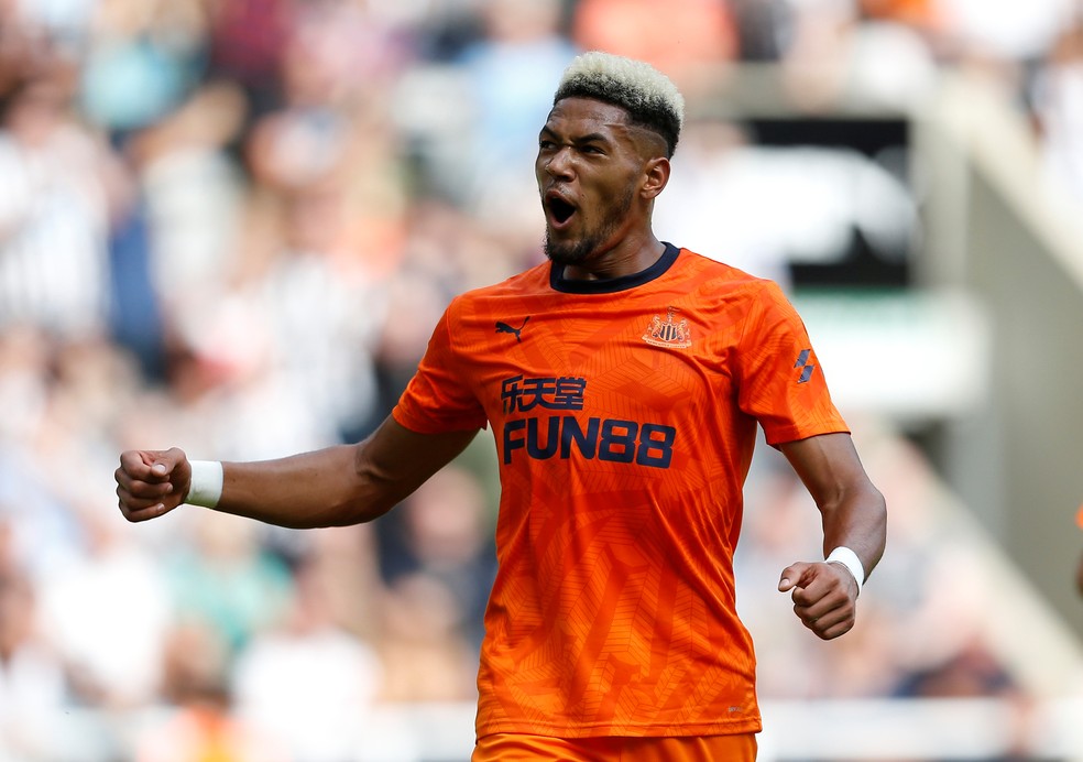 Joelinton comemora gol pelo Newcastle â Foto: Reuters