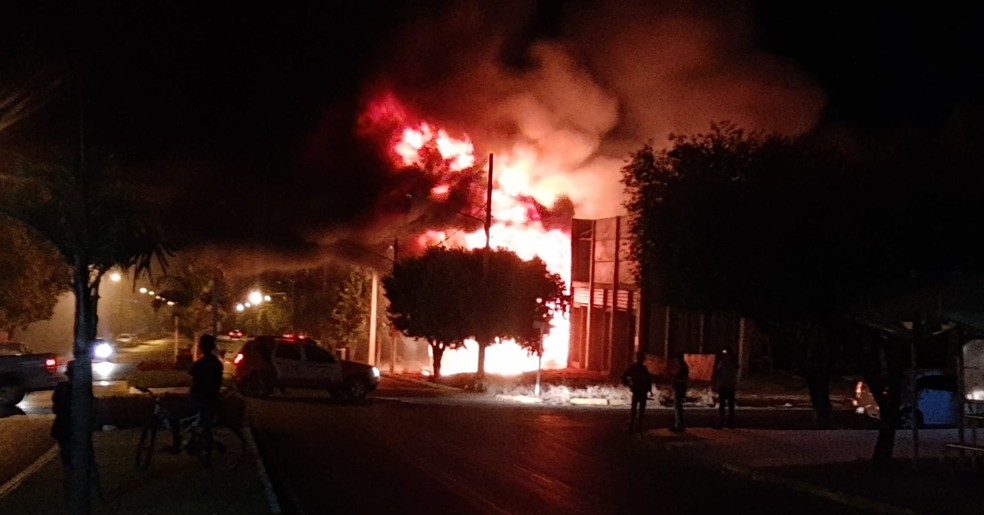 Causa do incêndio será investigada pela polícia — Foto: Divulgação