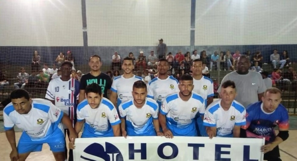 Cinco jogadores do time de futsal de Campos Altos morreram no acidente — Foto: Reprodução