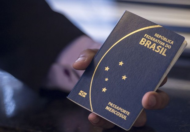 Passaporte - Brasil - brasileiro - passaporte brasileiro (Foto: Marcelo Camargo/Agência Brasil)