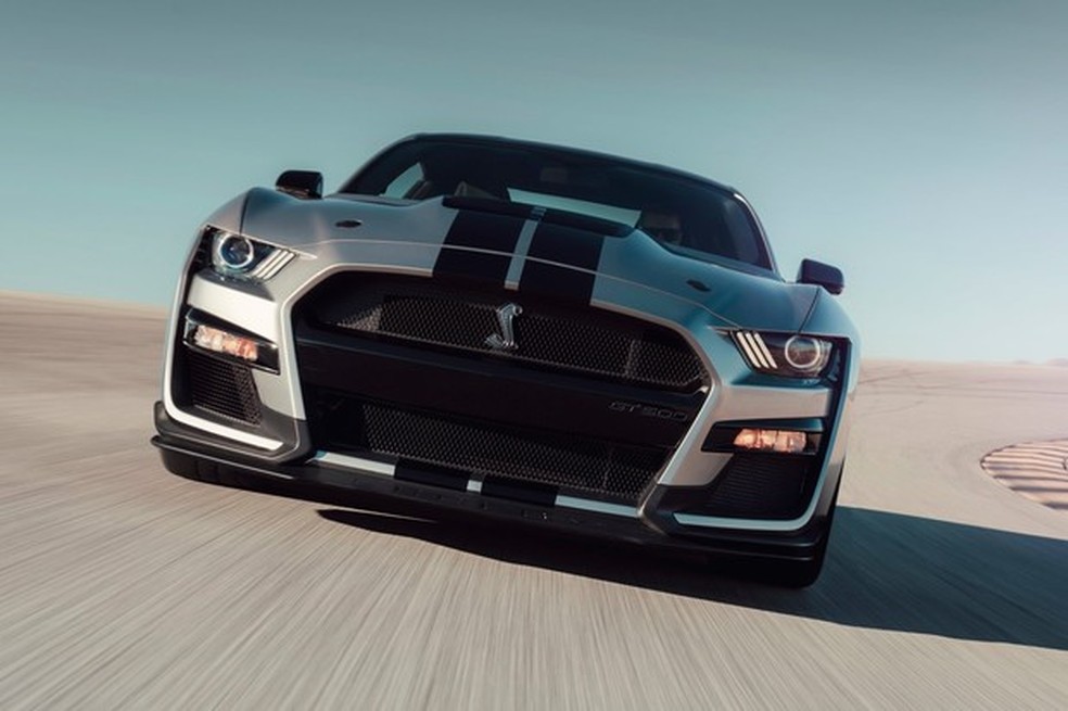 Teste Andamos Pelas Ruas De Los Angeles Com Mustang Shelby Gt500 De 770 Cv De Potencia Carros Autoesporte