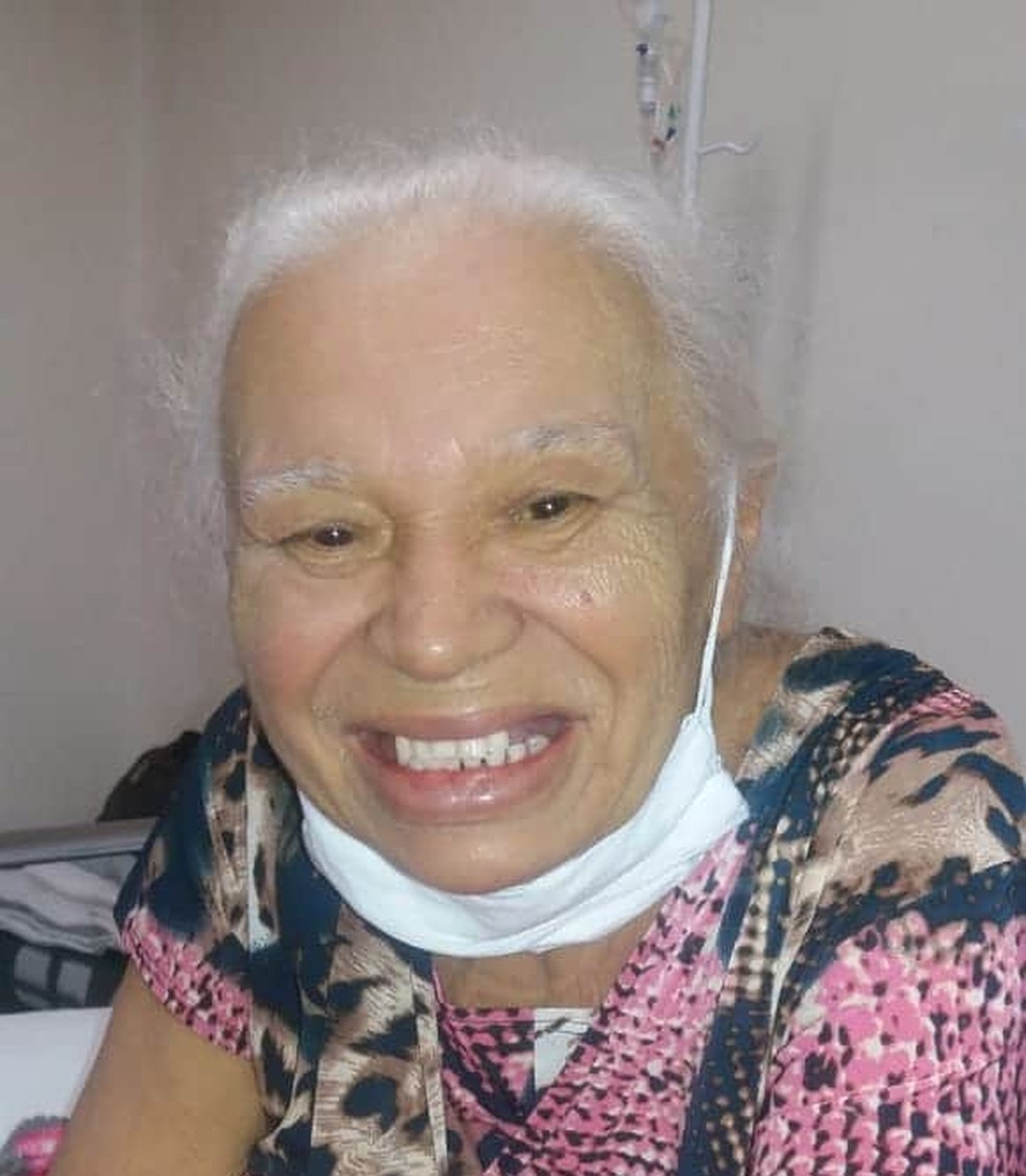 Antonia Nunes da Cruz Machado foi enterrada por outra fam&iacute;lia ap&oacute;s ter corpo trocado em funer&aacute;ria &mdash; Foto: Arquivo pessoal