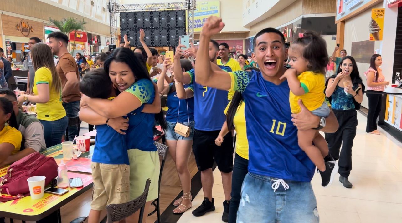 Campo-grandenses comemoram a vitória do Brasil sobre a Suíça na Copa do Catar: 'torcedor sofre'