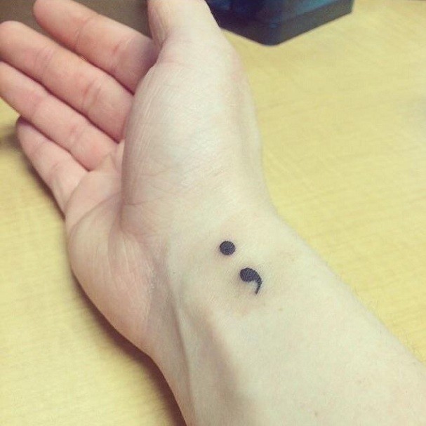 Tatuagens pequenas conheça os significados das tattoos da