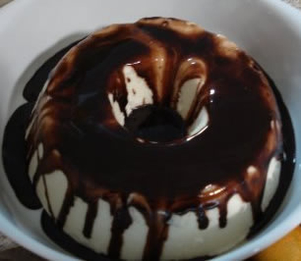 Sorvete Caseiro Com Calda