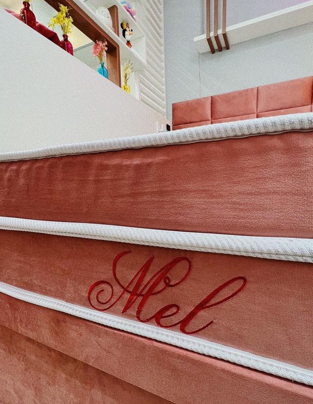Mel Maia tem colchão personalizado (Foto: Reprodução/Instagram)
