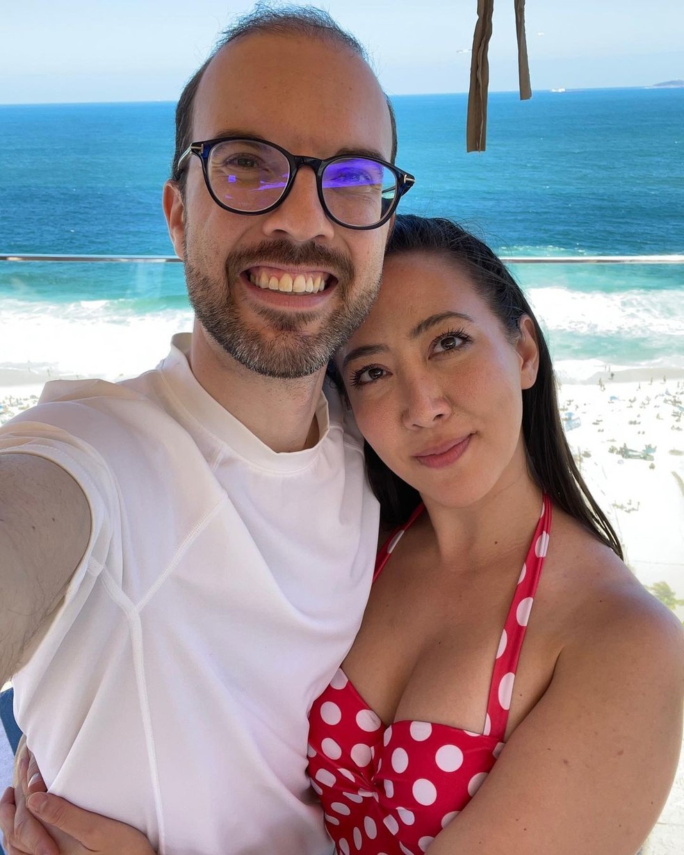 Ju Massaoka e o marido, Patrick Hamer-Meunier — Foto: Reprodução/Instagram