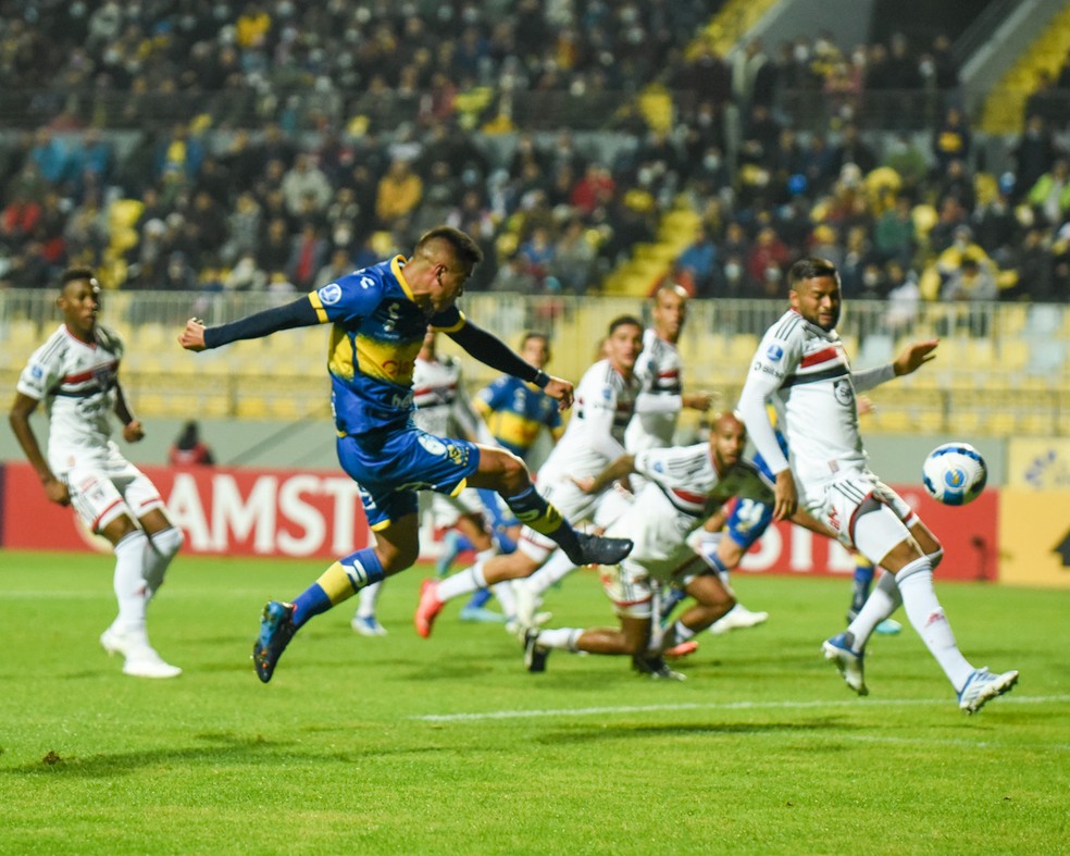 Everton criou mais chances e poderia ter vencido o São Paulo — Foto: Divulgação/Everton