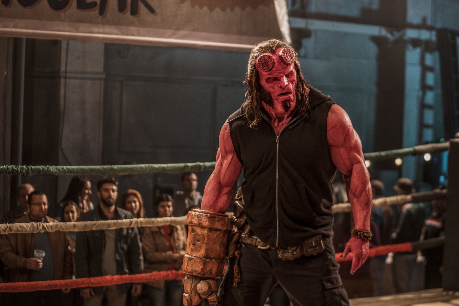 O reboot de 'Hellboy' não teve o mesmo sucesso do que os filmes anteriores sobre o personagem (Foto: Divulgação)