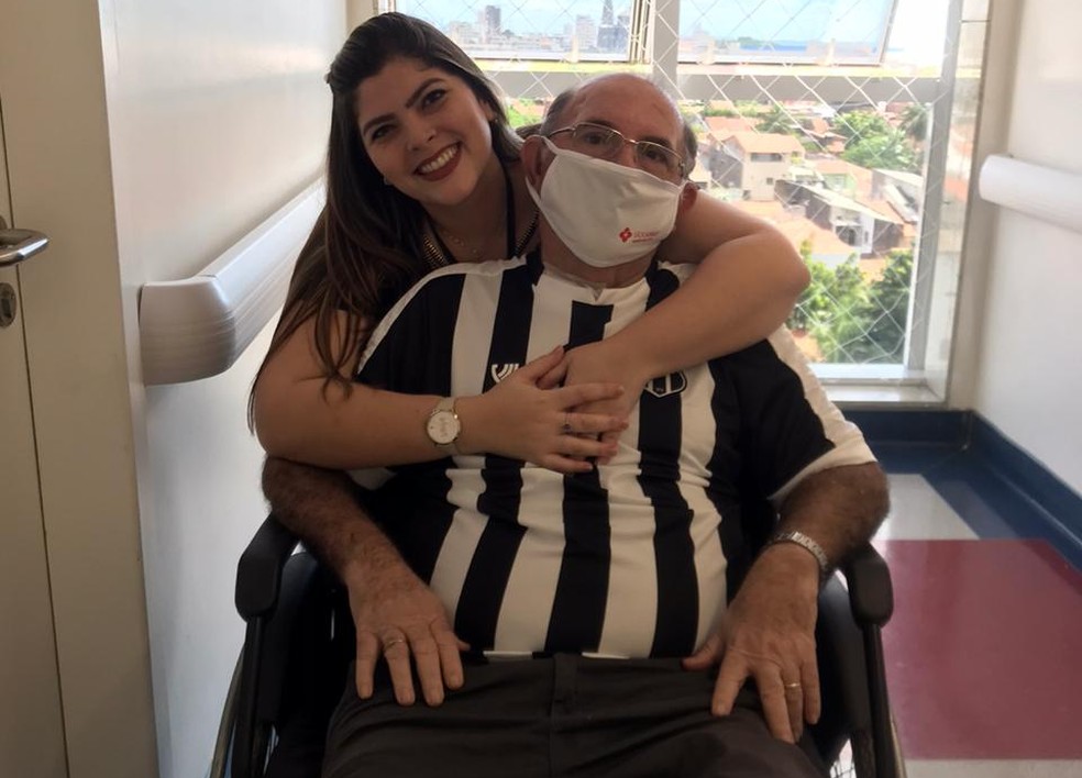 Paciente de 65 anos vence luta contra Covid-19 após sofrer parada ...