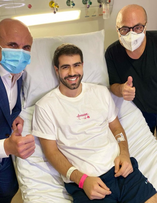 Juliano Laham se recupera de cirurgia para retirada de tumor (Foto: Reprodução/Instagram)