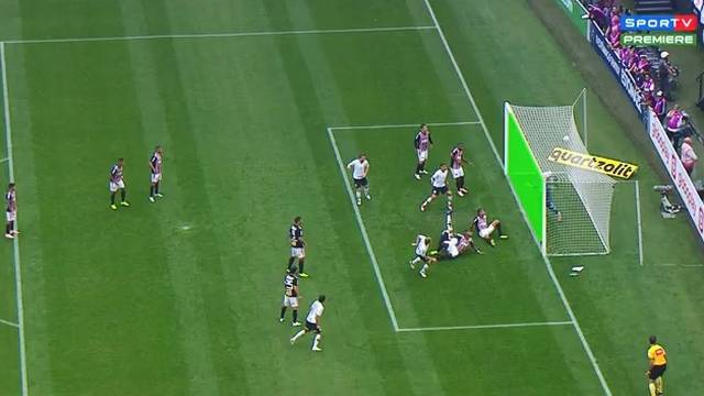 Corinthians é prejudicado e empata com o São Paulo em Itaquera