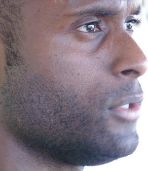 No primeiro coletivo, Vinícius Pacheco lesiona joelho e está fora do Carioca