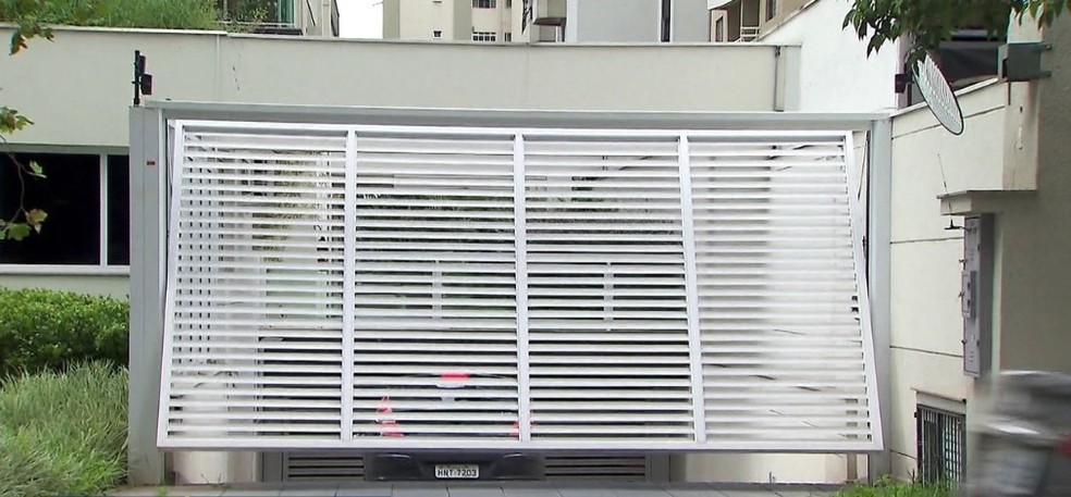 Camara De Taubate Aprova Projeto Que Proibe Portao Automatico Que Invada Calcada Vale Do Paraiba E Regiao G1