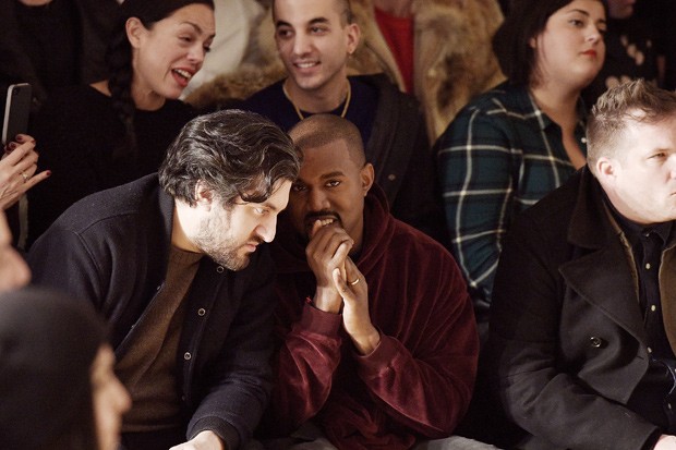 Kanye West: figura cativa nas primeiras filas - principalmente em Paris (Foto: Getty Images)
