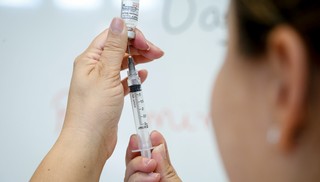 Campanha de multivacinação terá datas regionais e vai buscar até na escola quem não tem vacina; entenda