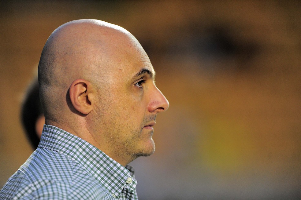 MaurÃ­cio Galiotte mantÃ©m posiÃ§Ã£o sobre treino aberto do Palmeiras (Foto: Marcos Ribolli)
