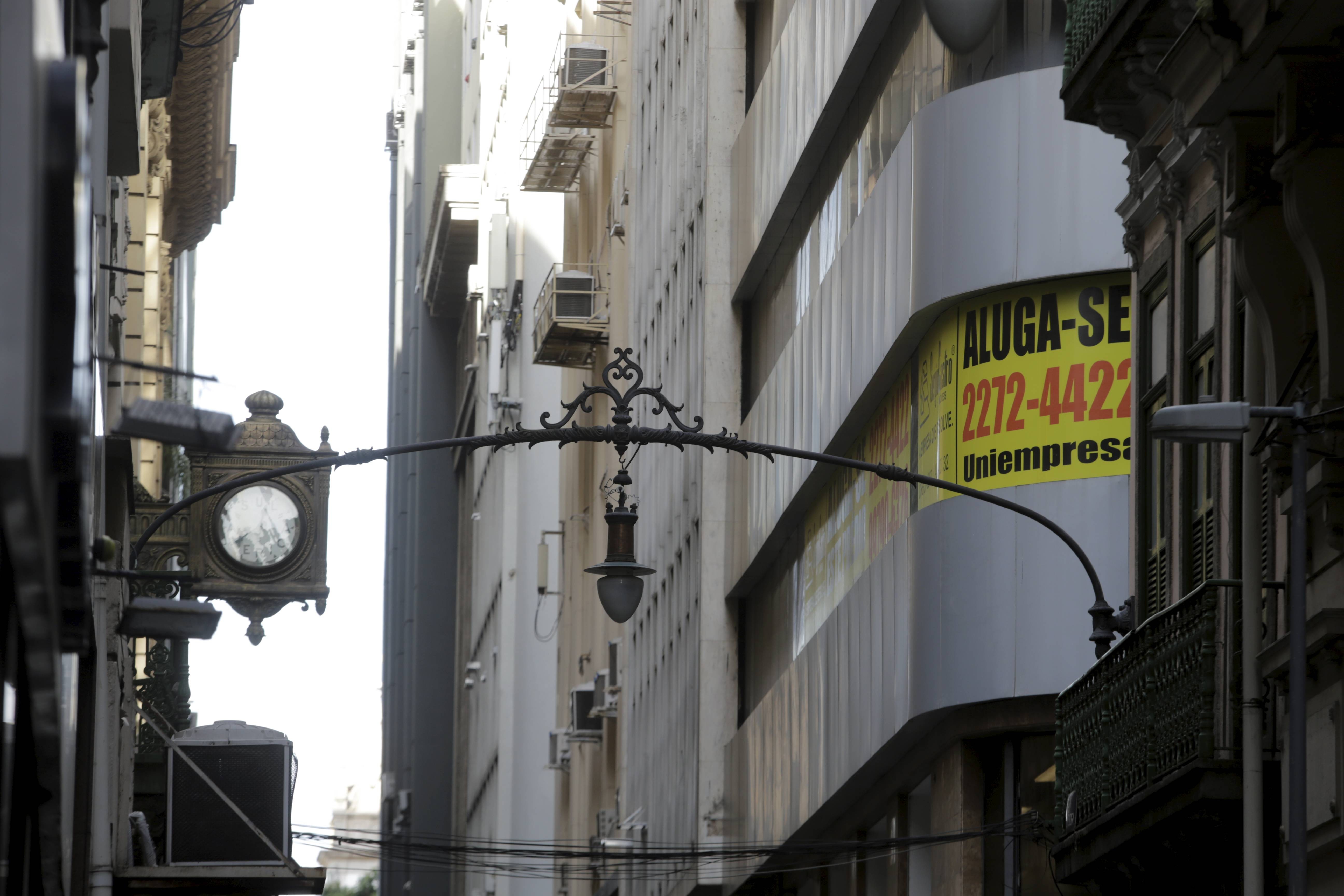 Despenca  preço de metro quadrado do Centro do Rio 