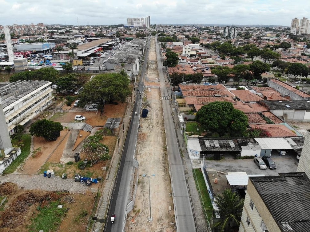 Obra de macrodrenagem foi paralisada por falta de pagamento por parte da Prefeitura de Natal — Foto: Reprodução