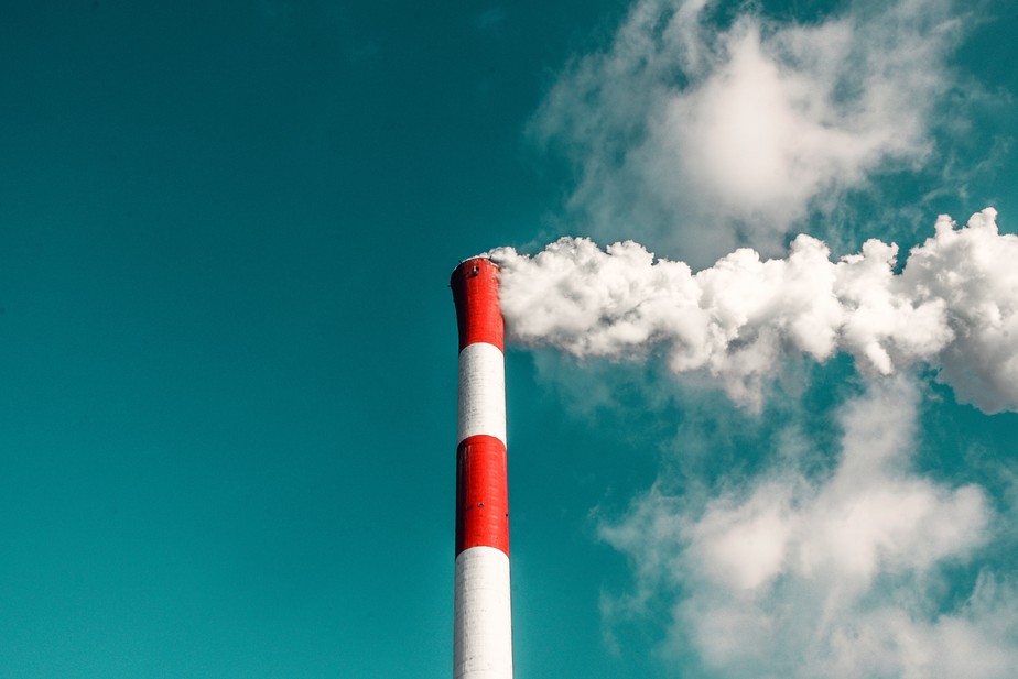 Taxa de redução global de CO2 precisa ser multiplicada por dez para que as metas do Acordo de Paris sejam cumpridas, diz estudo.