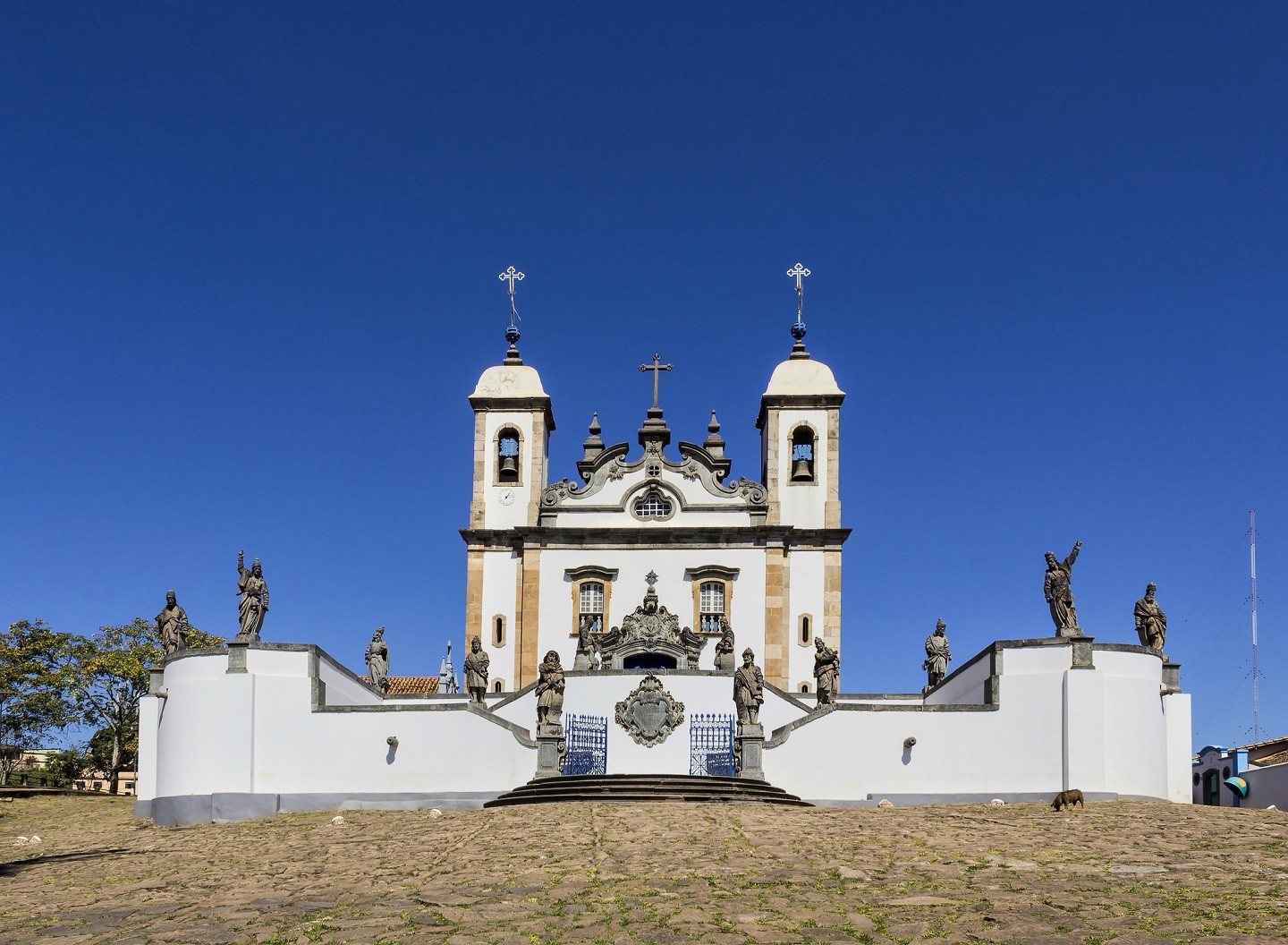 Bom Jesus de Matosinhos Church is the home of the Aleijadinho's prophets statues. (Foto: Getty Images/iStockphoto)