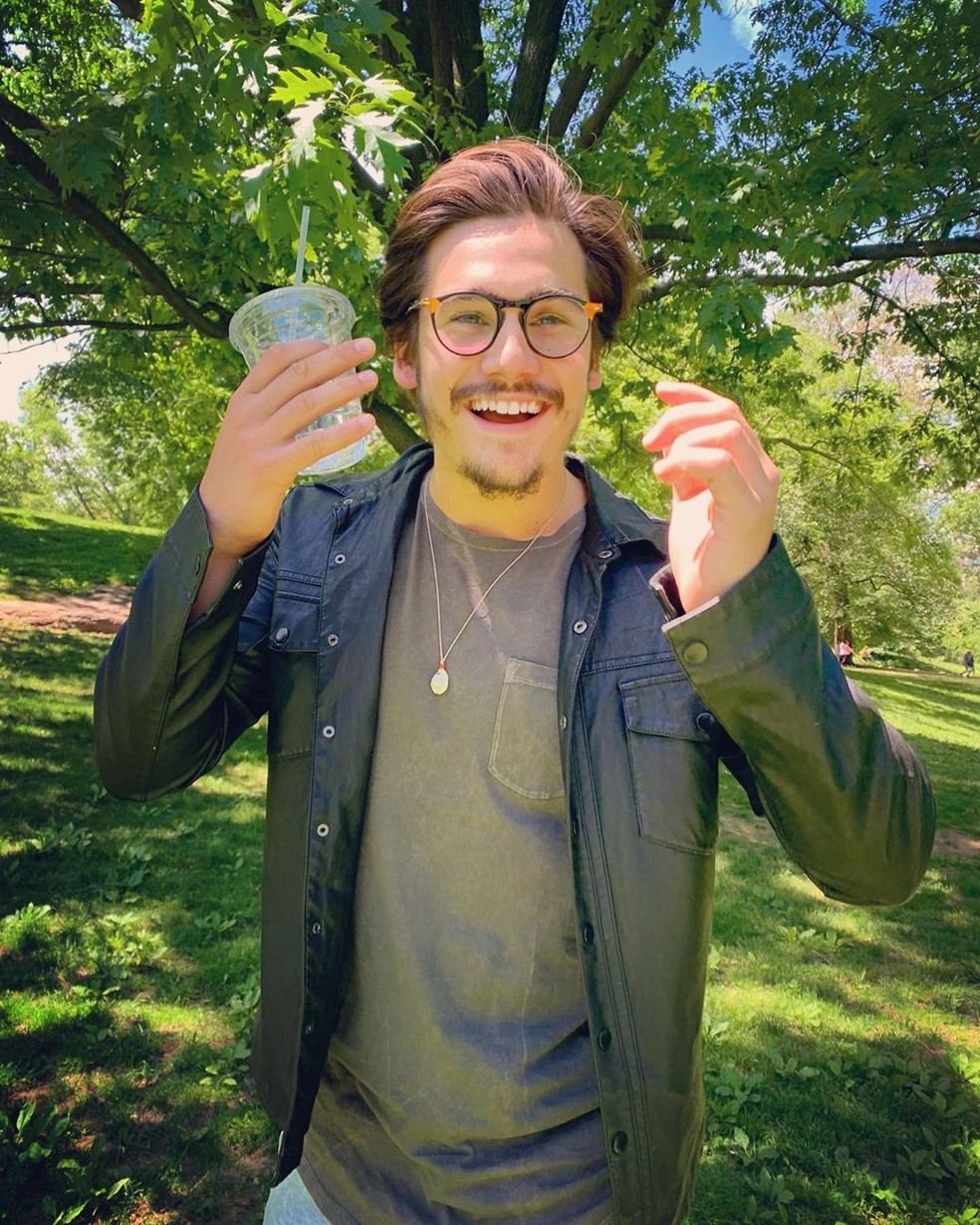 Nicolas interpreta um personagem não-binário em 'Flush', filme que está rodando em São Paulo — Foto: Reprodução / Instagram