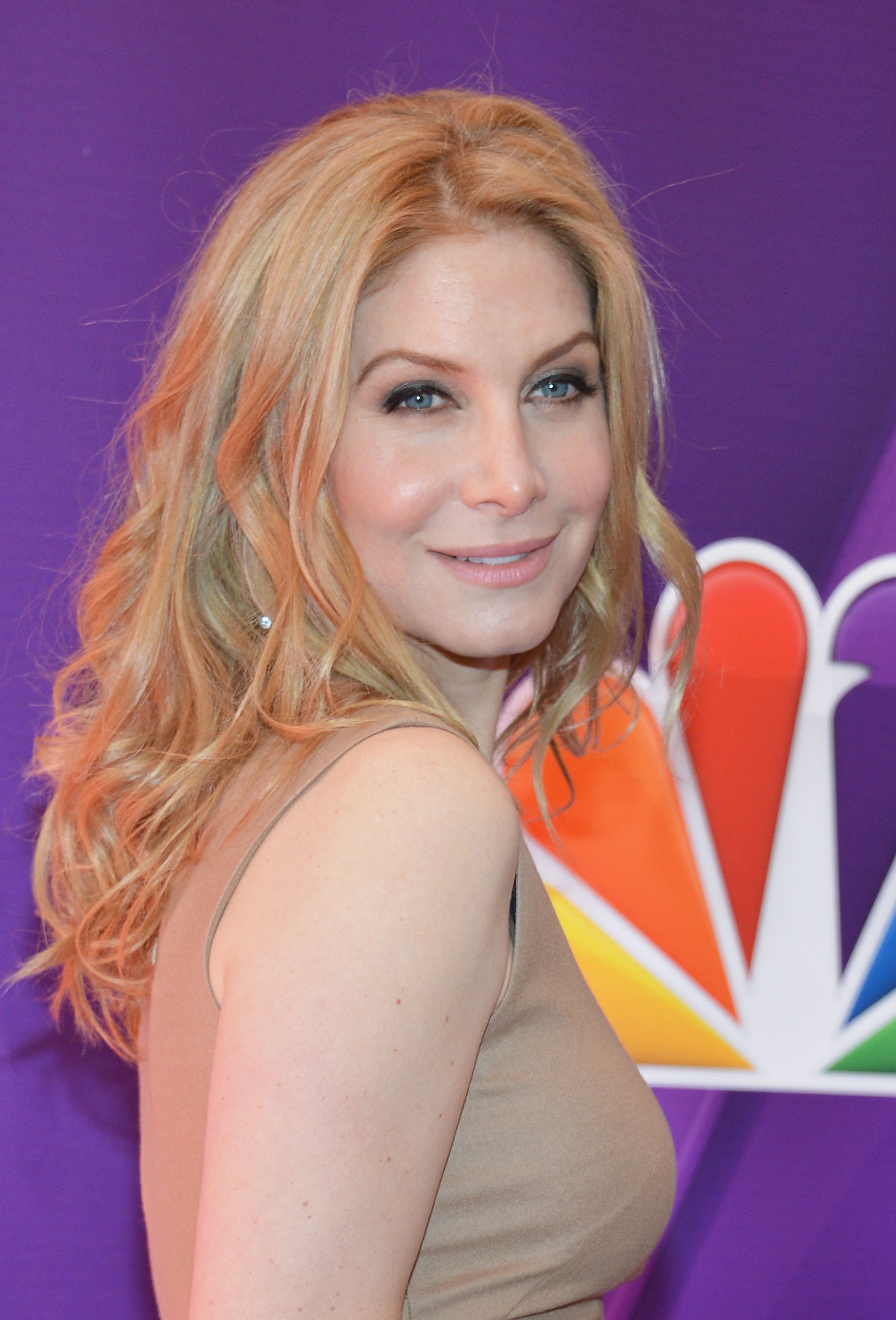 Elizabeth Mitchell Confirmada Em Once Upon A Time Monet S ries Elizabeth Mitchell Confirmada Em Once Upon A Time Monet S ries