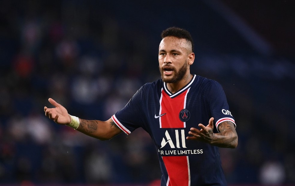 Liberação de Neymar e outros jogadores que atuam na Europa é um dos entraves para definição das Eliminatórias — Foto: AFP