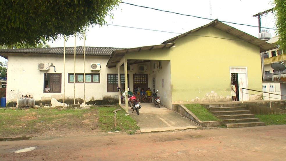 Alguns pacientes viaham mais de 4 horas de barco para receber atendimento  â Foto: ReproduÃ§Ã£o/Rede AmazÃ´nica Acre 