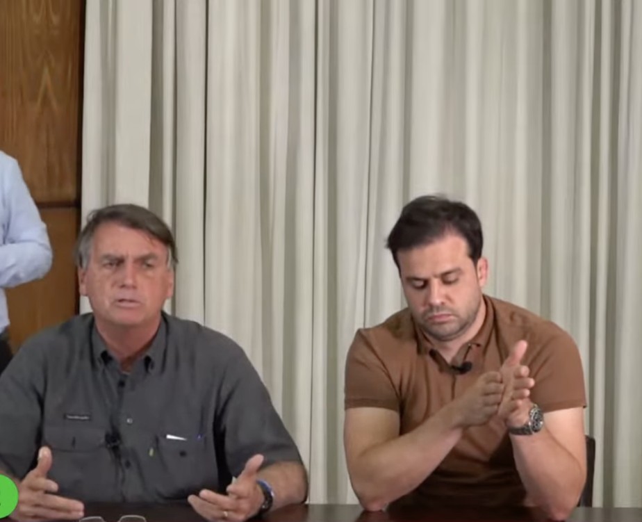 O presidente Jair Bolsonaro e Pablo Marçal durante live com influenciadores
