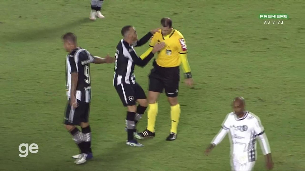 Marcelo Chamusca comemora criatividade do Botafogo em vitória: "A gente precisa ter repertório" - Vimarsana News