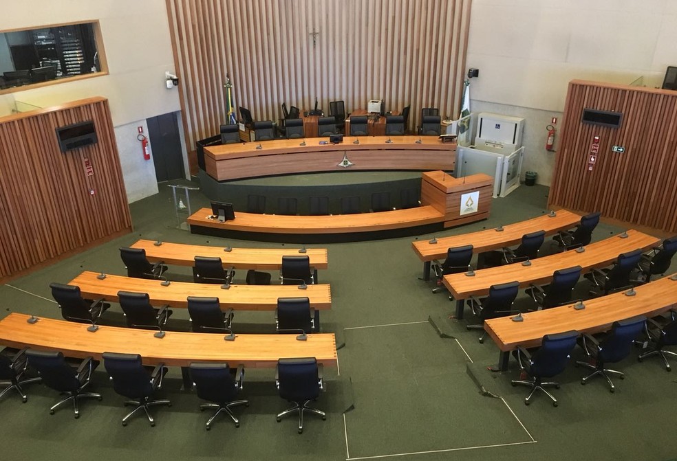 Plenário da CLDF vazio visto de cima — Foto: Gabriel Luiz/G1