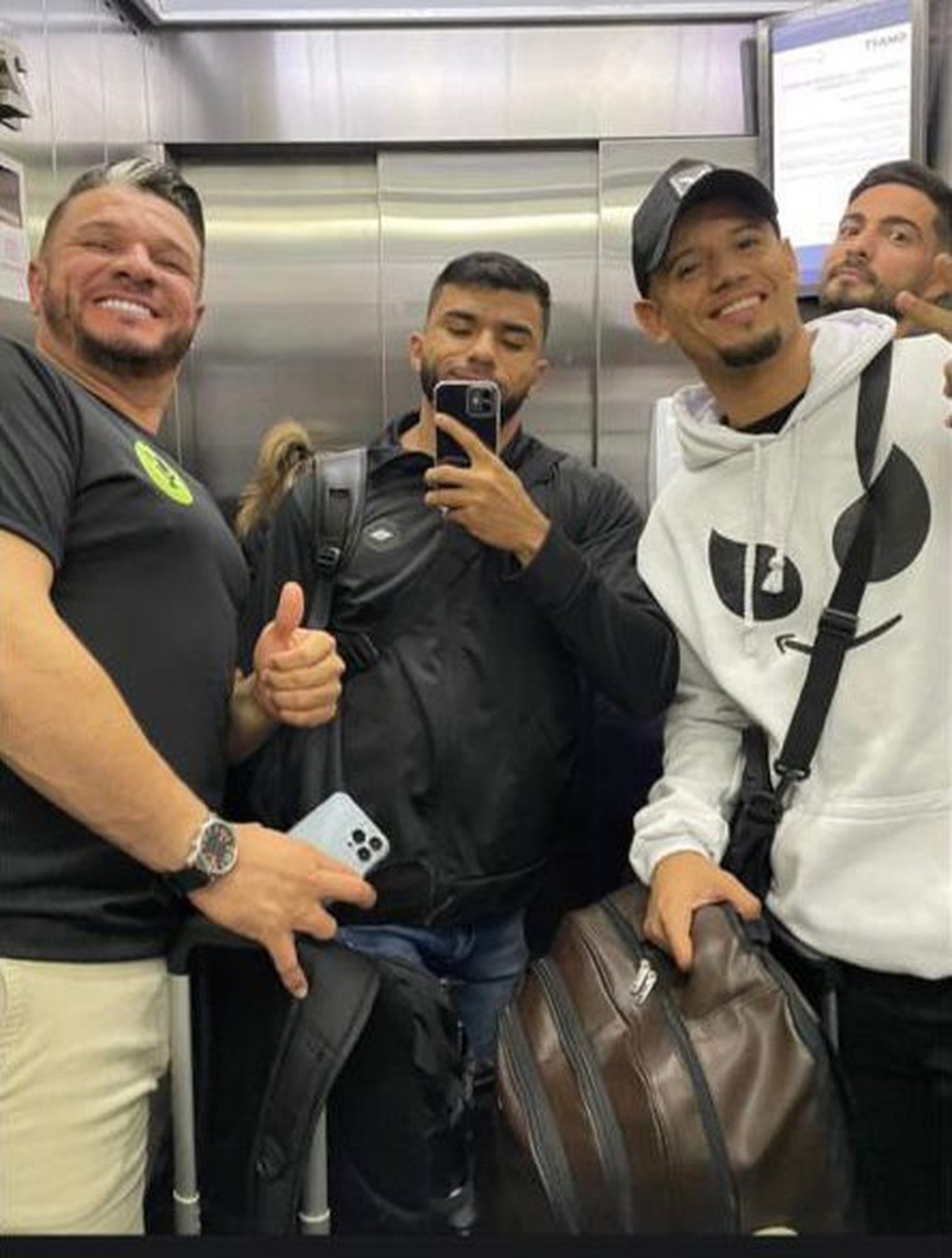 Equipe de podcast a caminho de São Paulo — Foto: Divulgação
