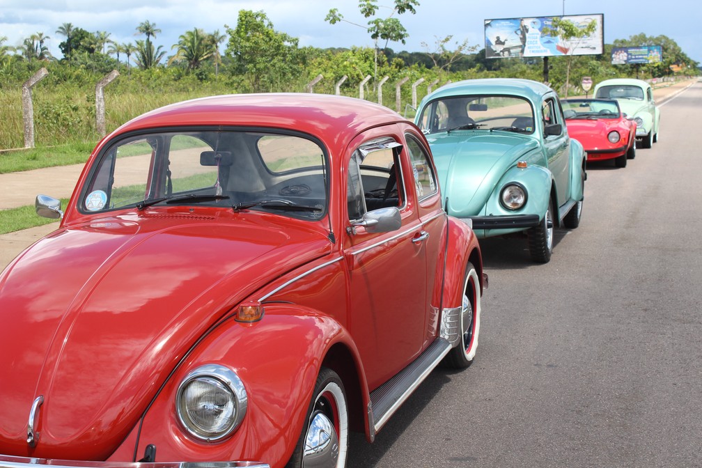 Encontro de carros aconteceu na manhã deste sábado (12) em Porto Velho — Foto: Cássia Firmino/ G1 