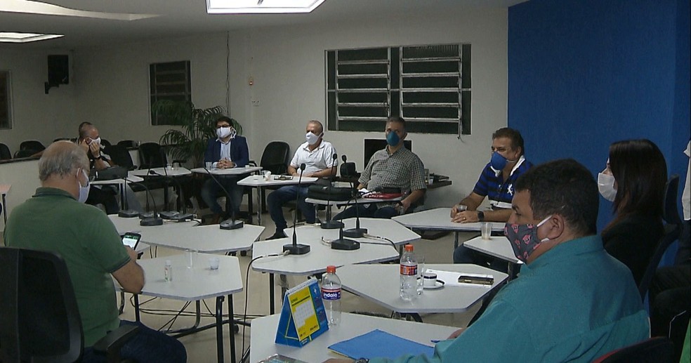 Em reunio da FPF com os clubes, ficou marcada para 18 de julho a retomada do Campeonato Paraibano  Foto: Reproduo / TV Cabo Branco