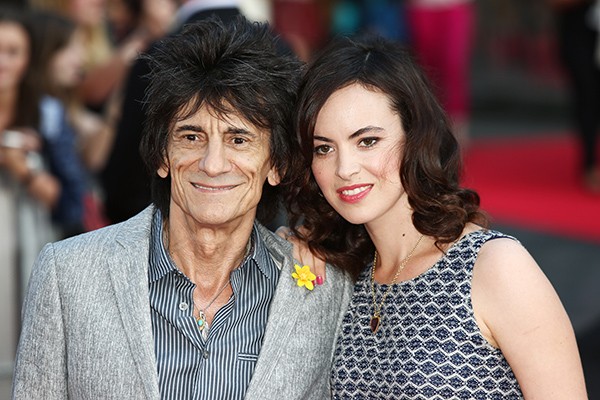 Ronnie Wood e Sally Humphreys (Foto: Getty Images)