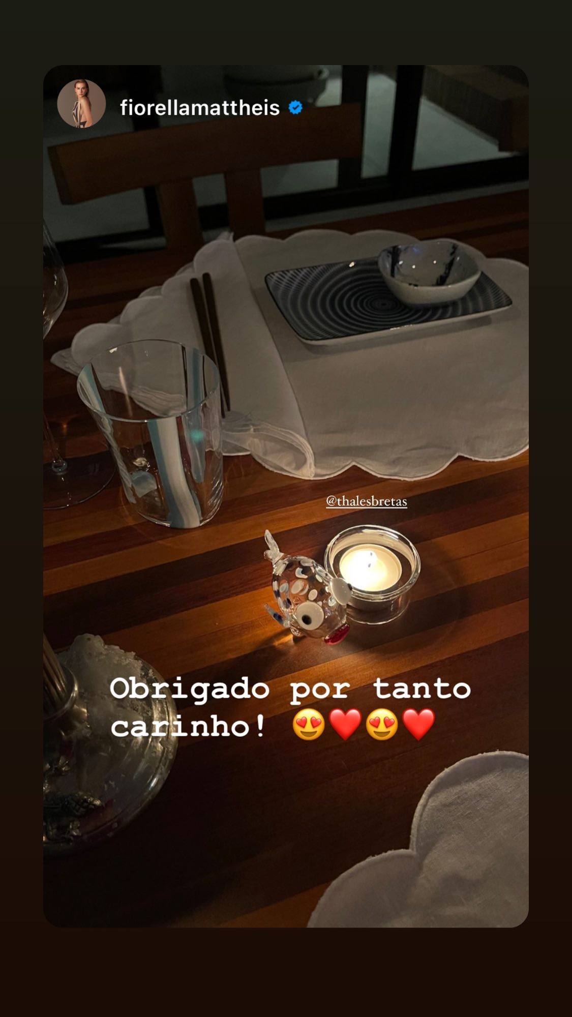 Thales Bretas e Fiorella Mattheis jantam juntos (Foto: Reprodução/Instagram)