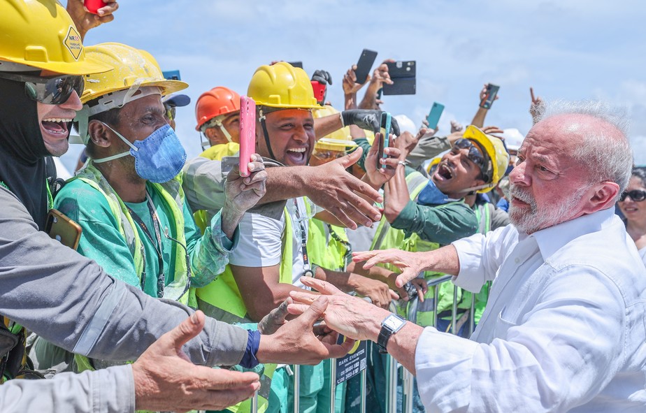 Lula visita obras para duplicação da BR-101, em  Maruim, Sergipe