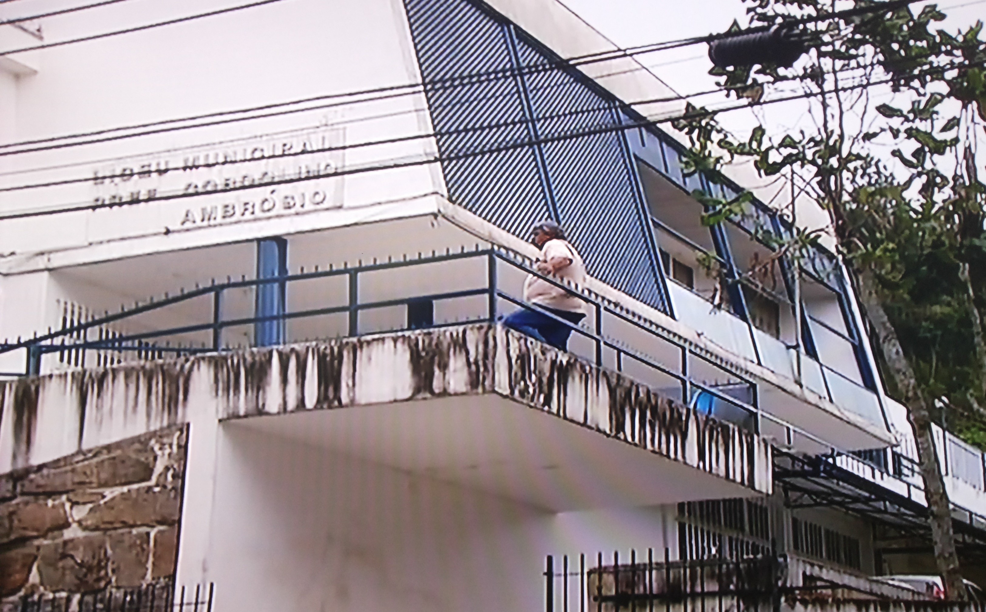 Cerca de 39 mil alunos voltam às aulas presenciais nesta segunda em Petrópolis 