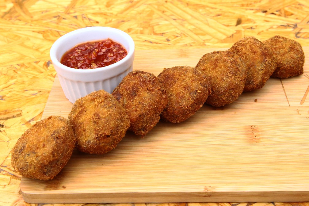 Bolinho De Carne De Panela Tem O Tempero E O Sabor Da Tipica Comida Brasileira Aprenda Culinaria 013 G1 As carnes que são a carne de panela prática é uma ótima opção para quem quer preparar bifes de patinho macios e suculentos. culinaria 013 aprenda a fazer um bolinho de carne de panela