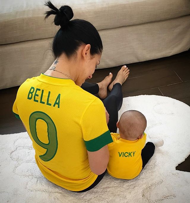 Bella Falconi e Vicky vêm ao Brasil (Foto: Reprodução/ Instagram)