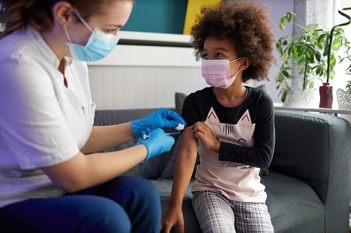 As vacinas são uma das ferramentas mais poderosas da história da saúde pública¹ (Foto: Getty Images)