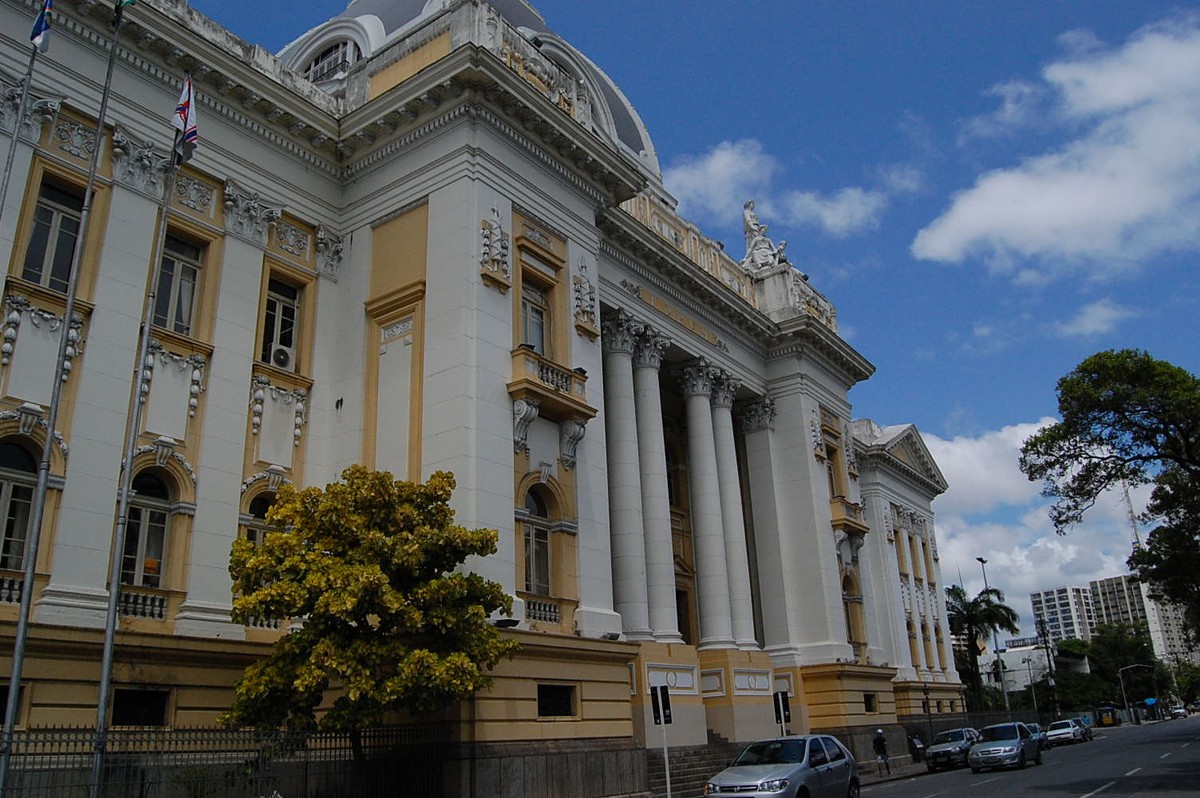 TJPE faz mutirão para julgar processos de réus que estão presos ...