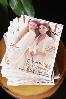 Capa da edição nacional de Vogue Noiva