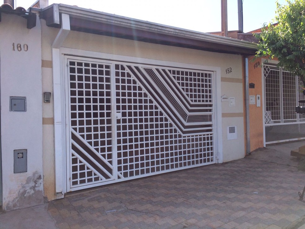 Adriana Oliveira foi morta dentro de casa em Santa Bárbara d'Oeste (Foto: Cristina Maia/EPTV)