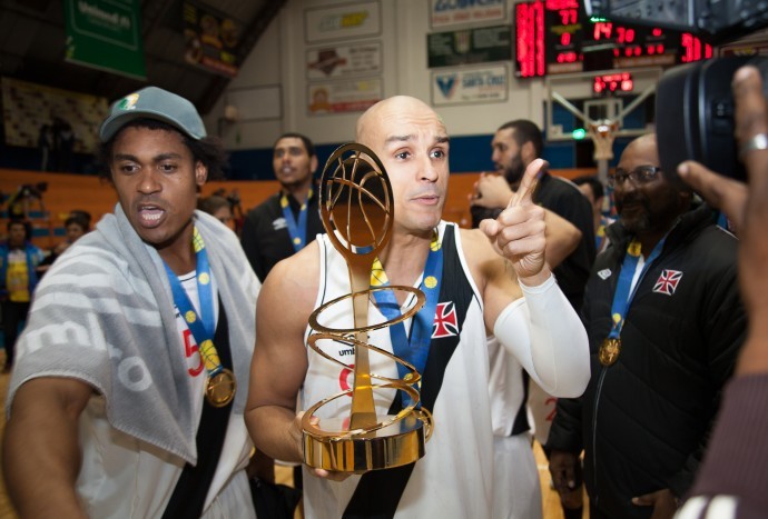Ricardinho Vasco campeão liga ouro basquete (Foto: Allan Conti/LNB)